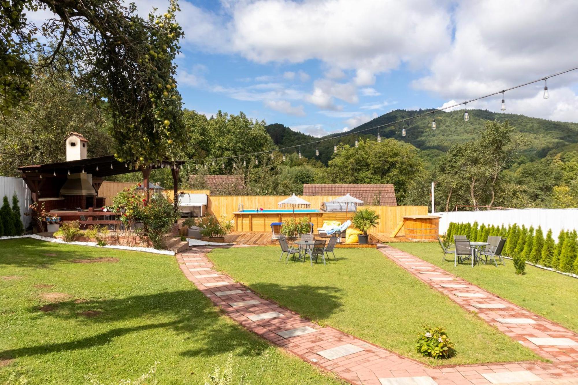 Vila Crisalia Sibiel -Sibiu (Adults Only) Екстер'єр фото